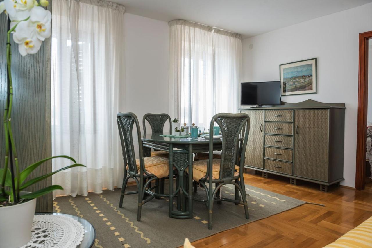 Clorinda Sea View Free Parking Apartment Rovinj Luaran gambar