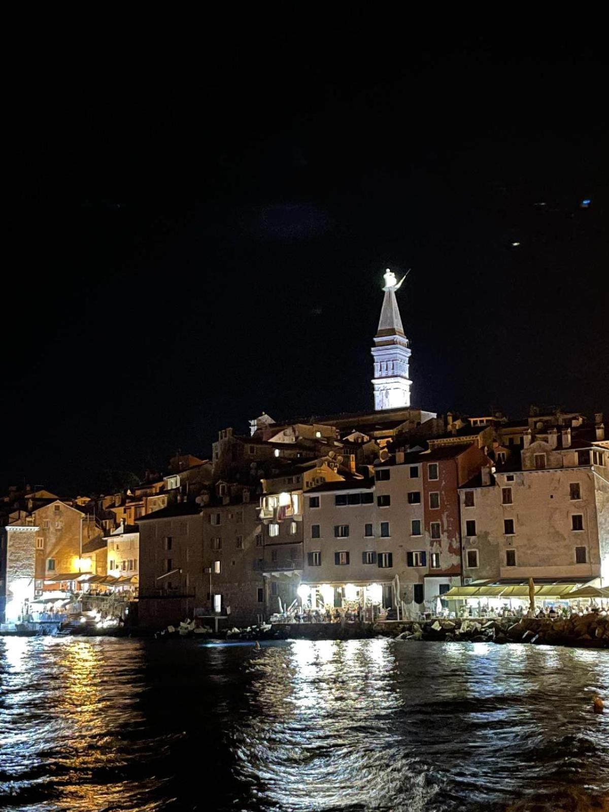 Clorinda Sea View Free Parking Apartment Rovinj Luaran gambar
